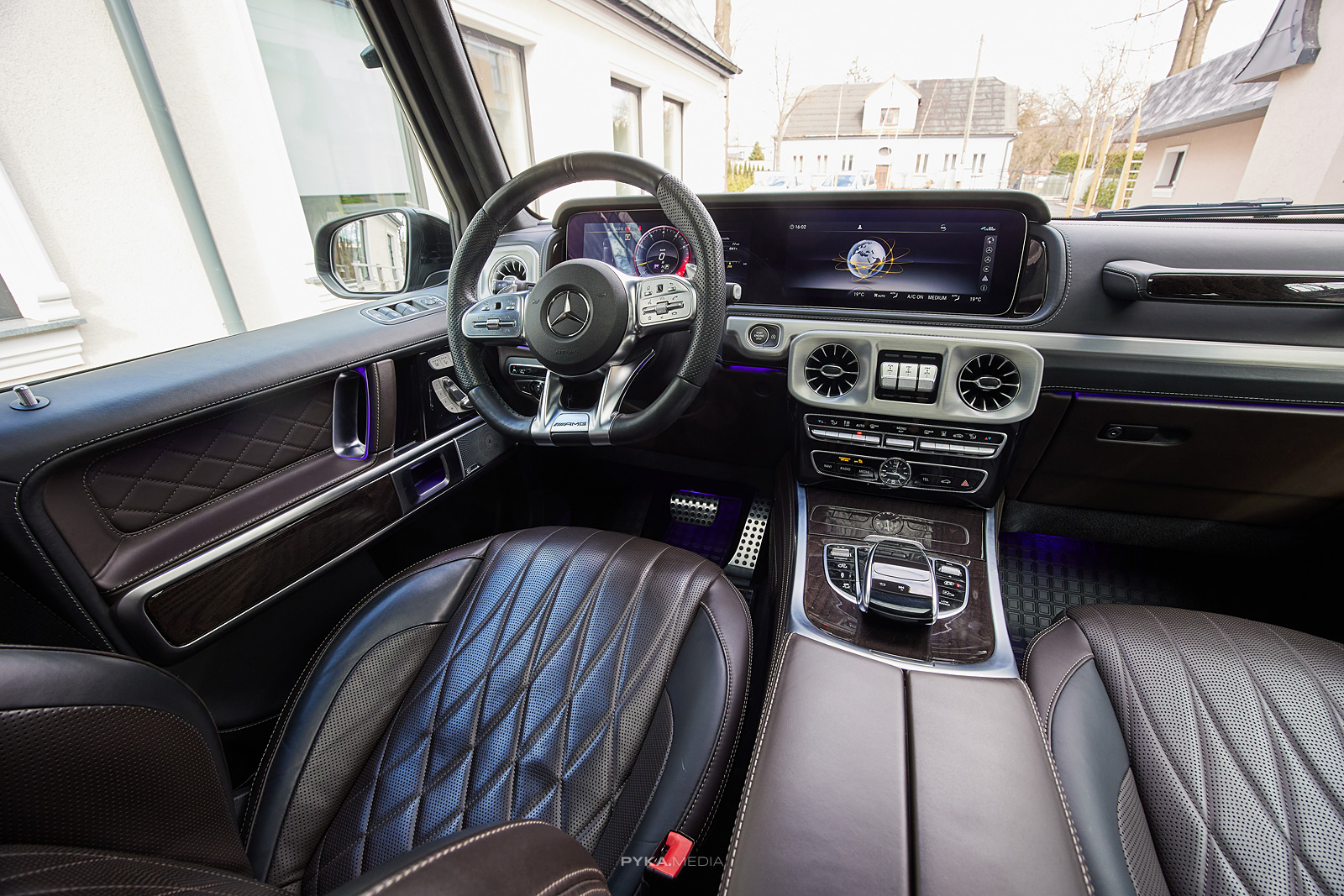 Zdjęcia samochodów do ogłoszeń Bielsko - Mercedes-Benz G63 AMG